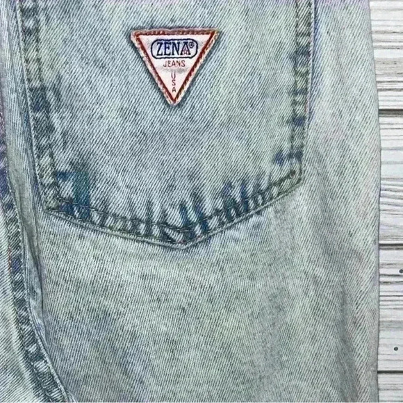 1980’s vintage Zena high waisted light acid wash jeans - Picture 2 of 4